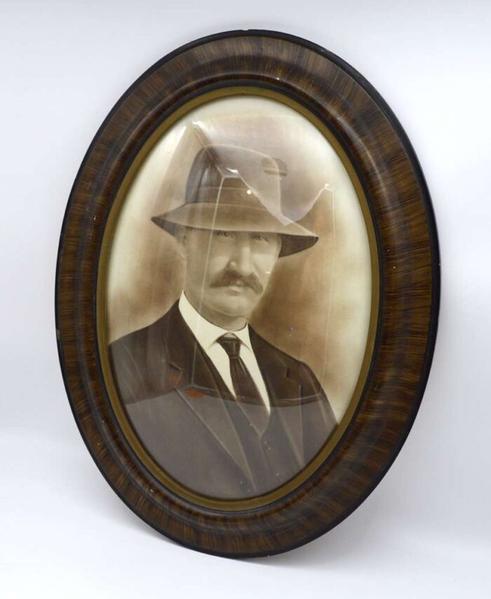 Bubble Glass Photo Frame | Man