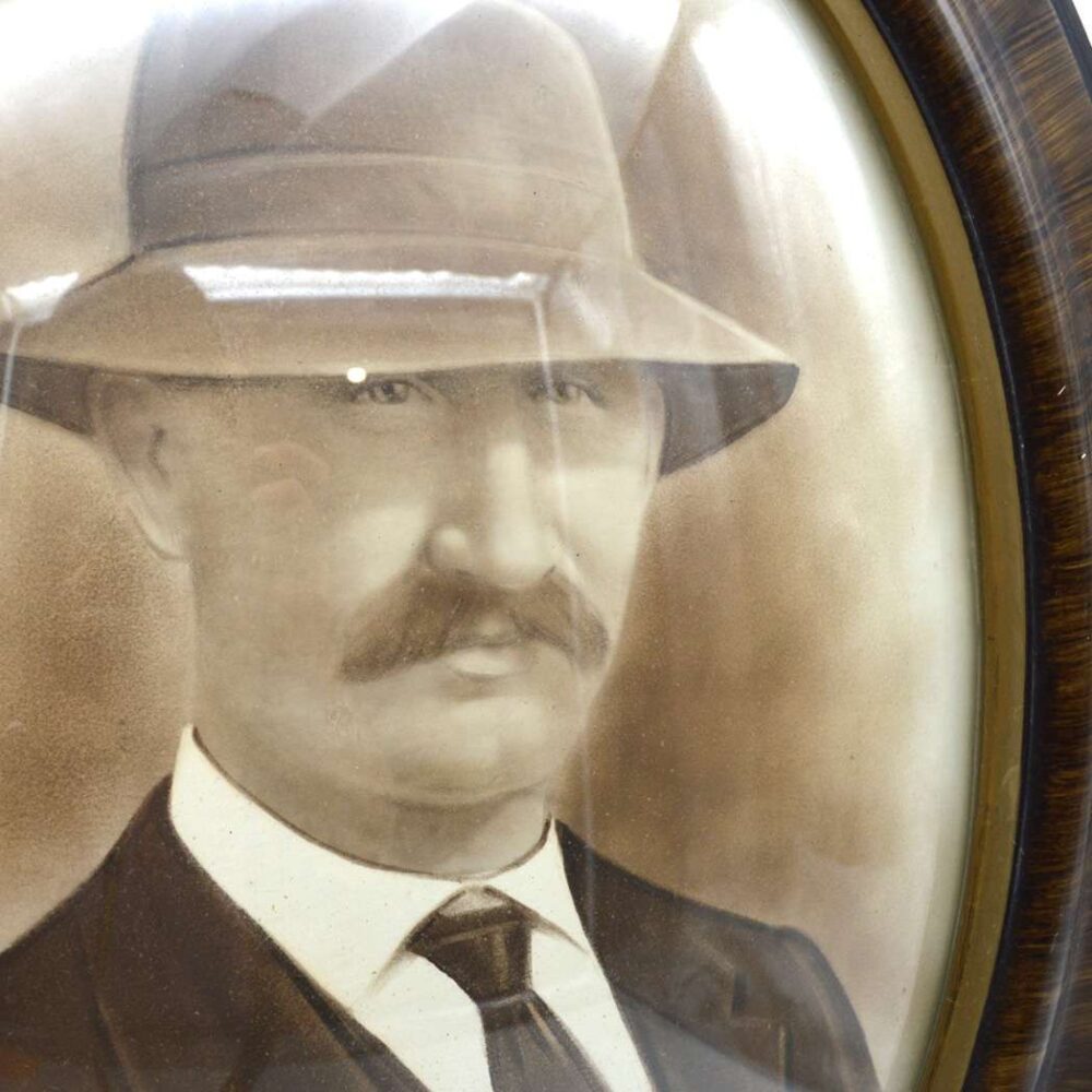 Bubble Glass Photo Frame | Man - Image 4
