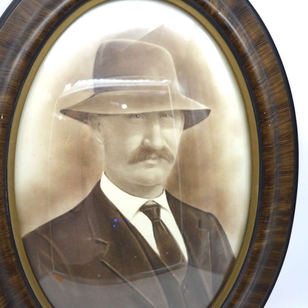 Bubble Glass Photo Frame | Man - Image 3